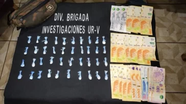 Atraparon a un joven y un menor con 40 envoltorios de cocaína listos para la venta