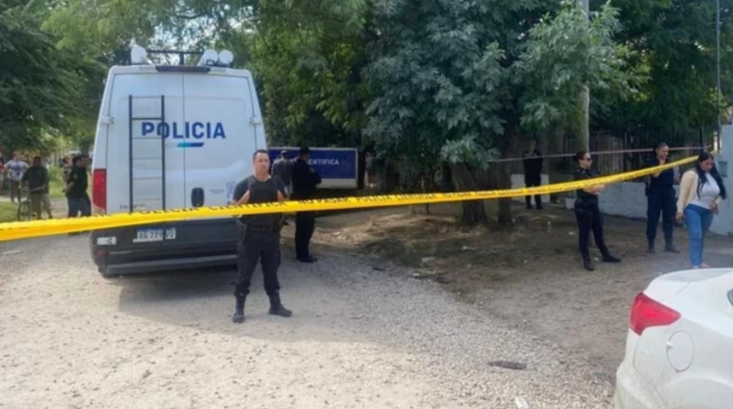 Detienen a un joven de 18 años acusado de matar a su madre de un disparo