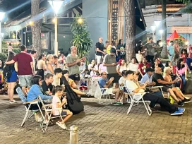 Las familias obereñas acompañaron a la primera Peatonal Cultural del 2025