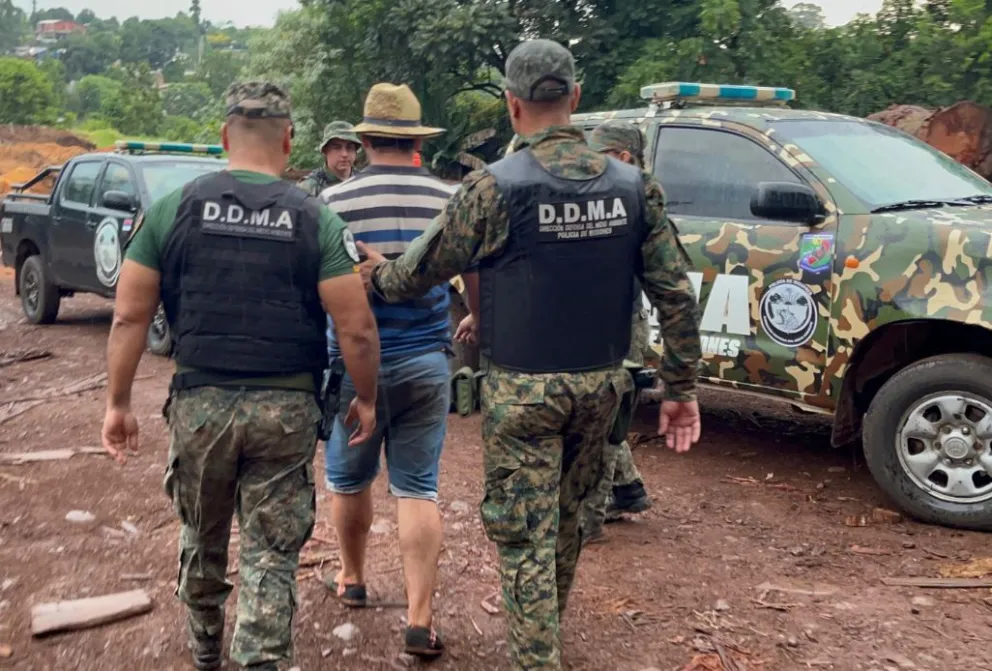 Maderero fue detenido por posesión madera nativa que habría sido robada en el Parque Piñalito