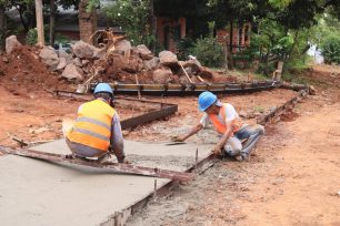 Obras Públicas: Numerosos frentes de obras en los barrios obereños