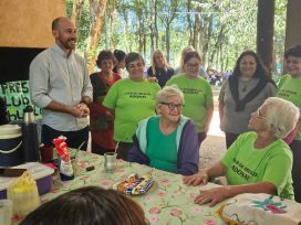 Picnic con los adultos mayores en el Berrondo
