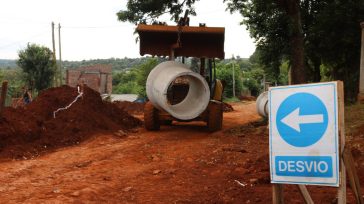 Comenzaron las obras de desagües pluviales en 100 Hectáreas