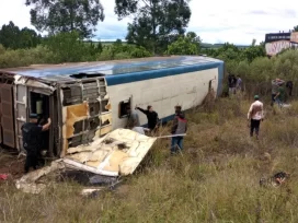 Tragedia en la ruta 14: despiste de un colectivo deja muertos y heridos en San José