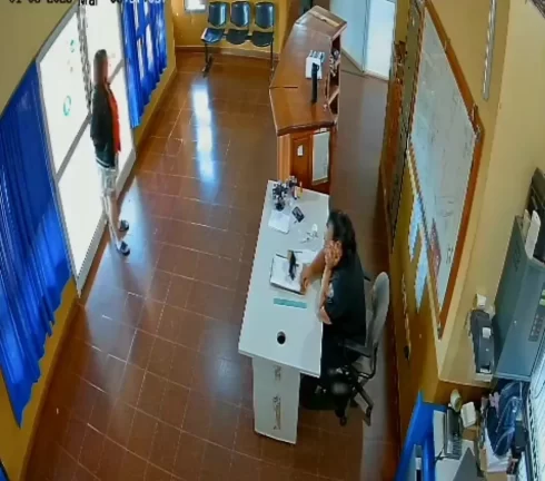 Falleció la mujer que se había prendido fuego en una comisaría de Campo Grande