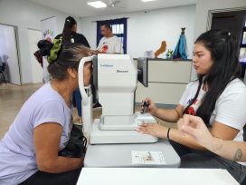 Mirar Mejor llegó a Loreto y brindó diagnósticos para decenas de vecinos