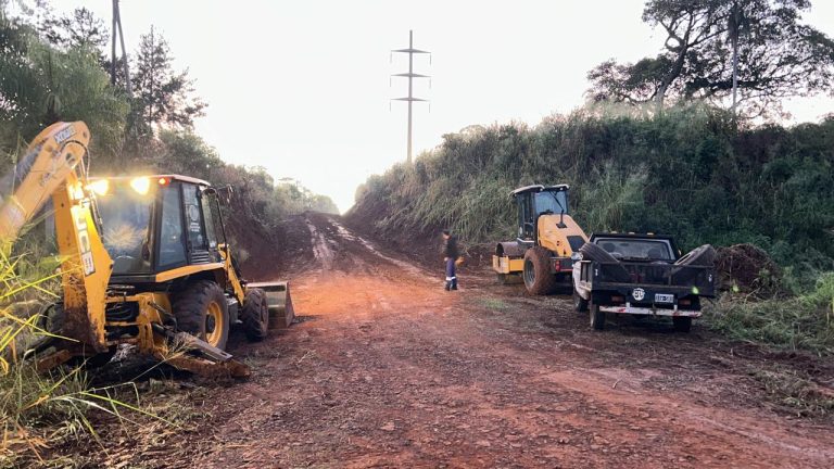 Siguen las mejoras en caminos rurales de la Zona Norte de Oberá