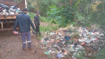 El Municipio continúa con la limpieza de microbasurales en distintos barrios obereños