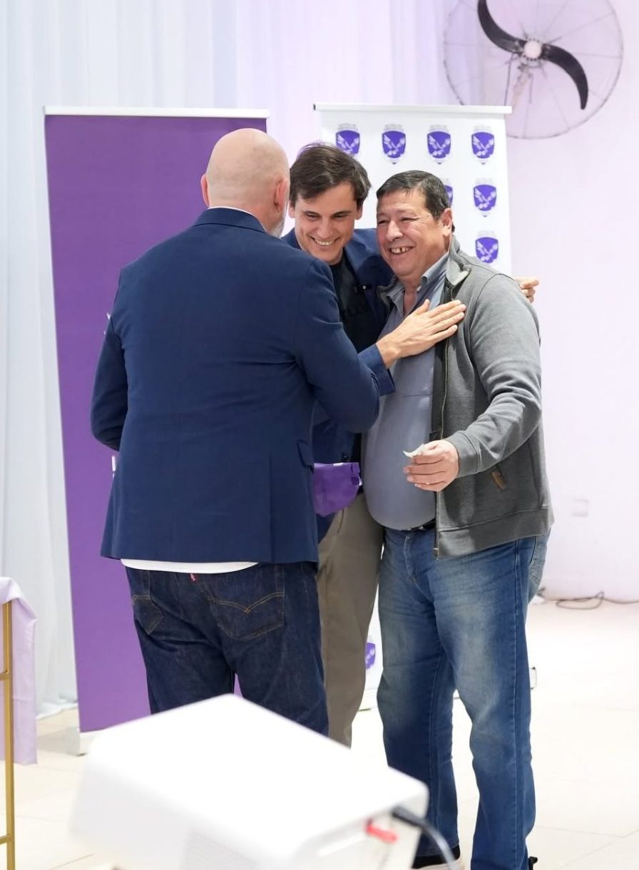 La presencia de un condenado por la causa de la soja abrió interrogantes dentro del armado libertario en Oberá