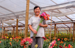 En Eldorado capacitan para formar nuevos oficios vinculados a la floricultura