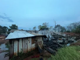 Una vivienda y siete departamentos fueron consumidos por el fuego en Oberá