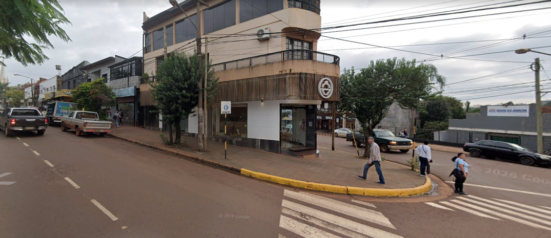 Detuvierron a un joven sopechechoso de obar dinero de una heladeria del centro de oberá