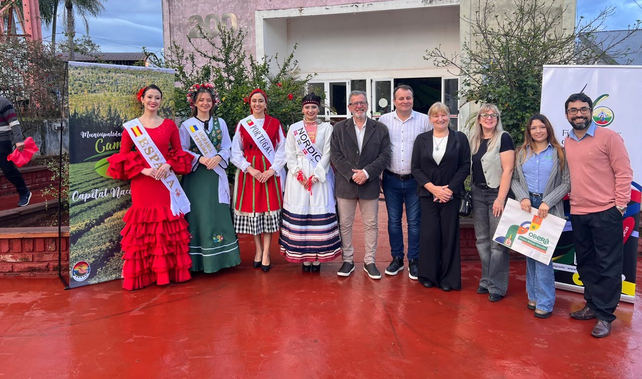 La Dirección de Turismo de Oberá recorre la provincia junto a la Federación de Colectividades para lanzar la 46° Fiesta Nacional del Inmigrante